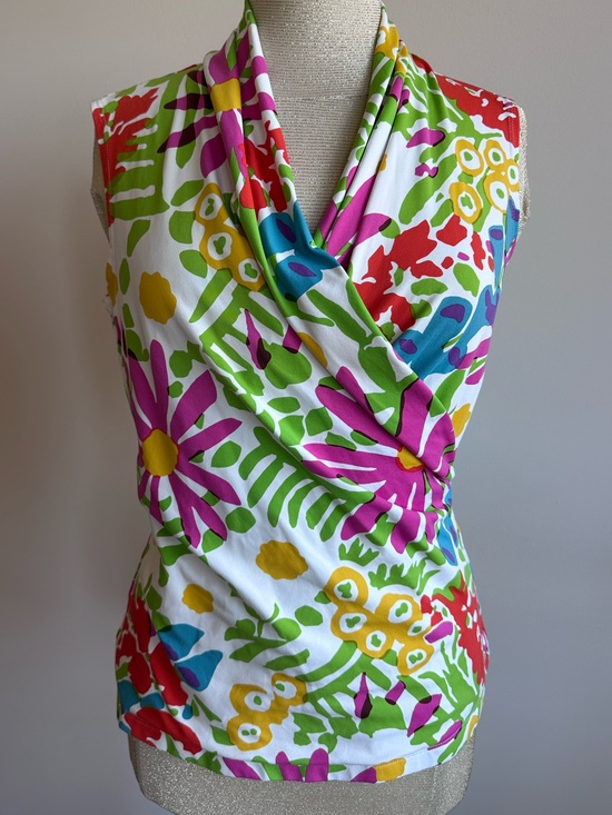 J. McLaughlin Tops - J. McLaughlin Blue Care Tag with Pastel Floral Fabric